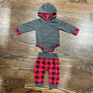Buffalo Plaid & Gray Bodysuit & Pants Set 0-3m